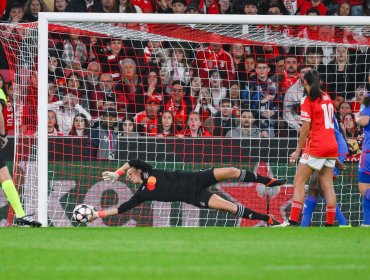Lyon de Christiane Endler remontó ante Benfica en cuartos de final de la Champions League